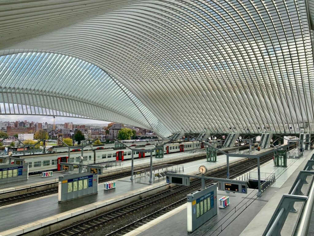 Der Bahnhof  Liège-Guillemins in Belgien