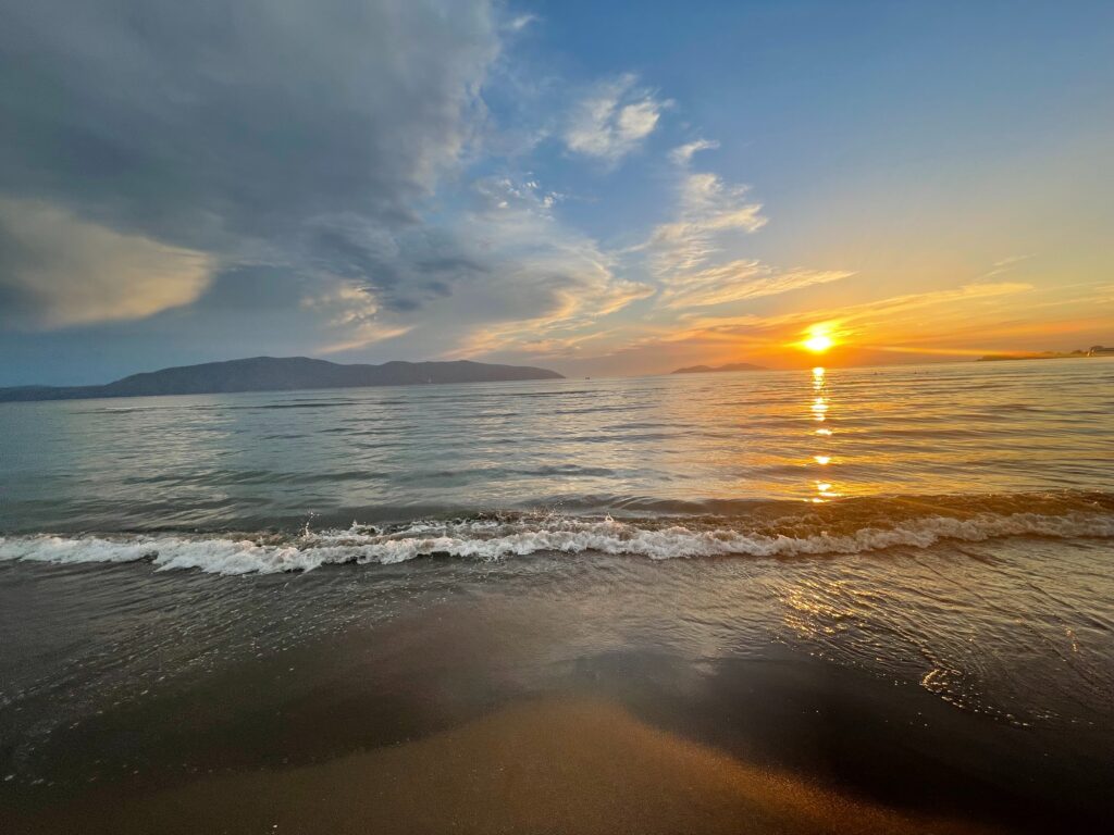 Sonnenuntergang am Strand von Vlora 